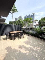 Shrewsbury Road (D11), Terrace #521089791